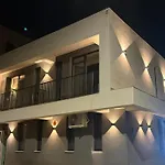 Rosiem Boutique